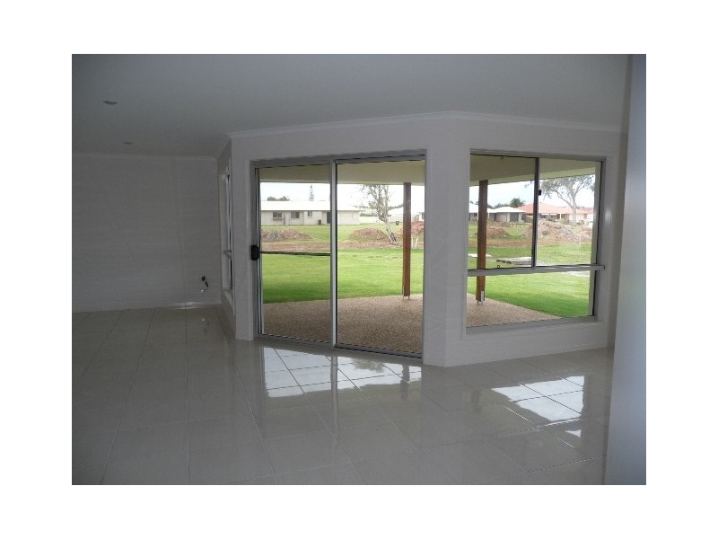 118 Fairway Drive, Bargara QLD 4670