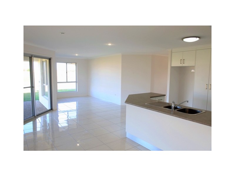 118 Fairway Drive, Bargara QLD 4670