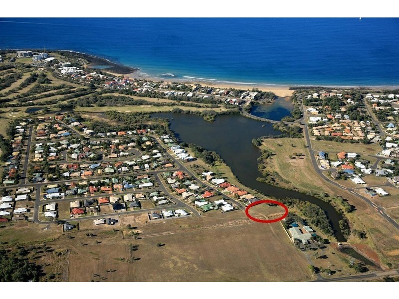 105 Fairway Drive, Bargara QLD 4670