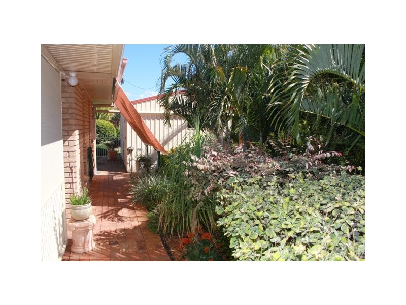 48 Linden Crescent, Qunaba QLD 4670