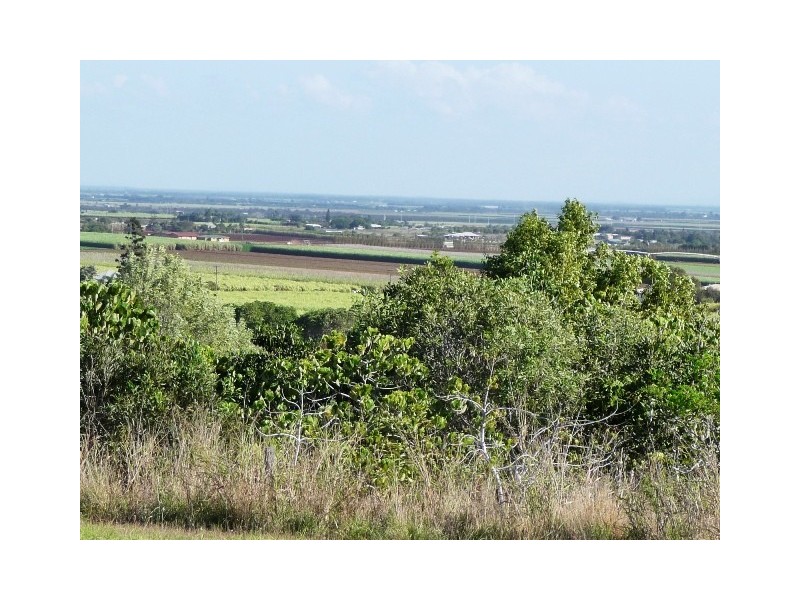 27 Finemore Crescent, Qunaba QLD 4670