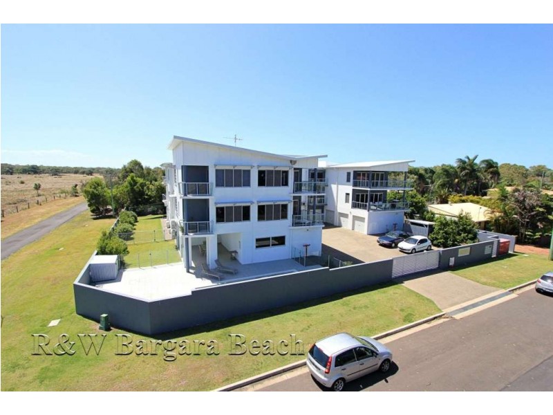 2/6 McDougall Street, Bargara QLD 4670