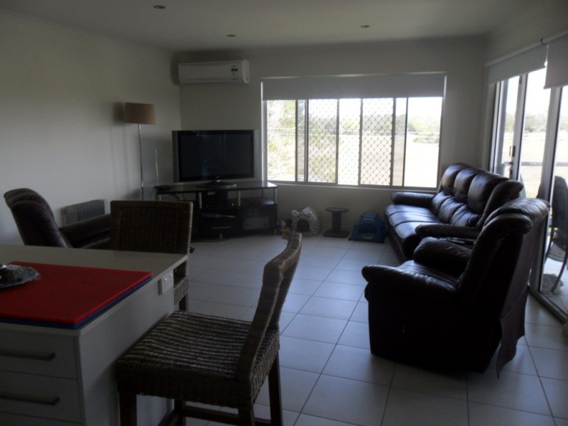 8, 6 McDougall Street, Bargara QLD 4670