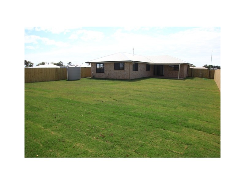 137 Fairway Drive, Bargara QLD 4670