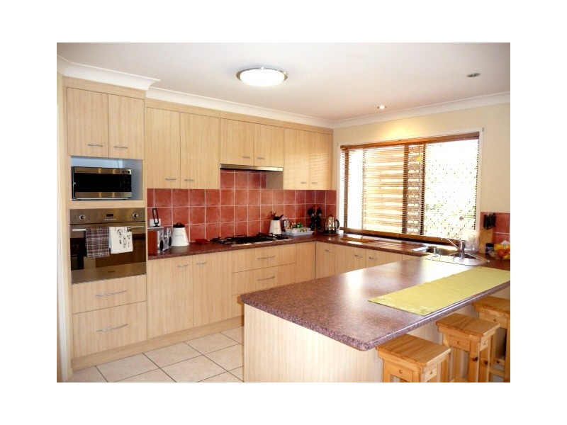 13 Belmonte Drive, Coral Cove QLD 4670