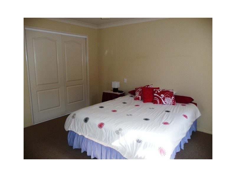 13 Belmonte Drive, Coral Cove QLD 4670