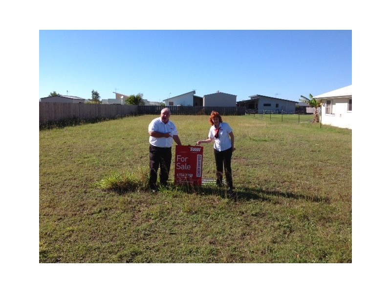 43 Powers Street, Burnett Heads QLD 4670