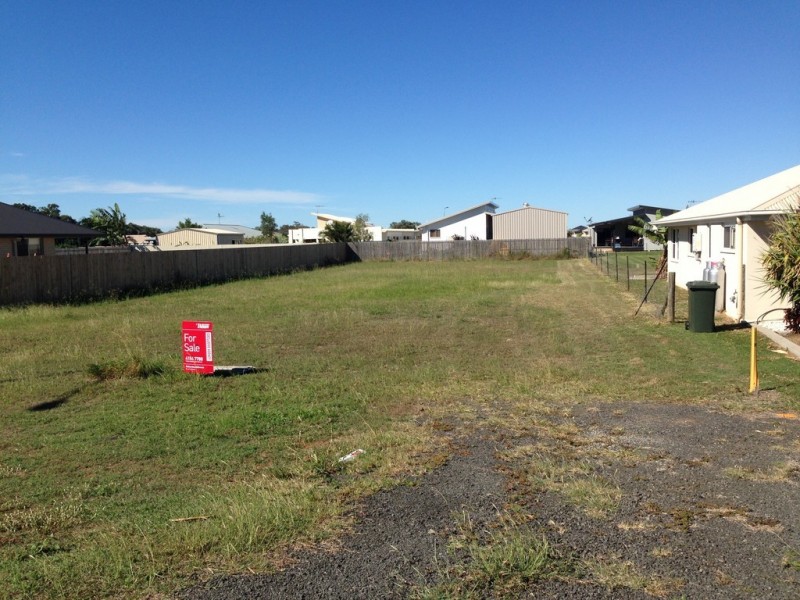 43 Powers Street, Burnett Heads QLD 4670