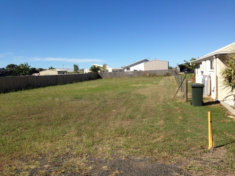 43 Powers Street, Burnett Heads QLD 4670