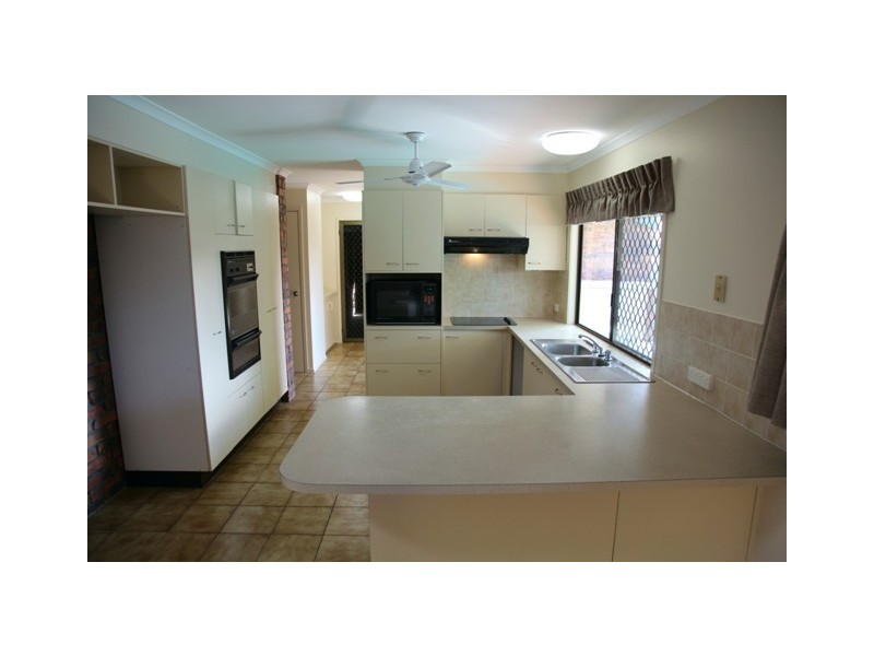 1 Nicklaus Place, Bargara QLD 4670