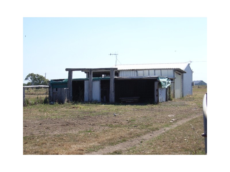 44 Hermans Road, Burnett Heads QLD 4670