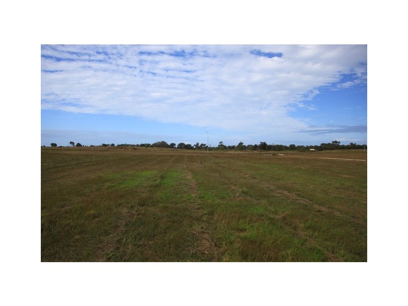 14 — WATCHBELL STREET — PACIFIC ACRES, Innes Park QLD 4670