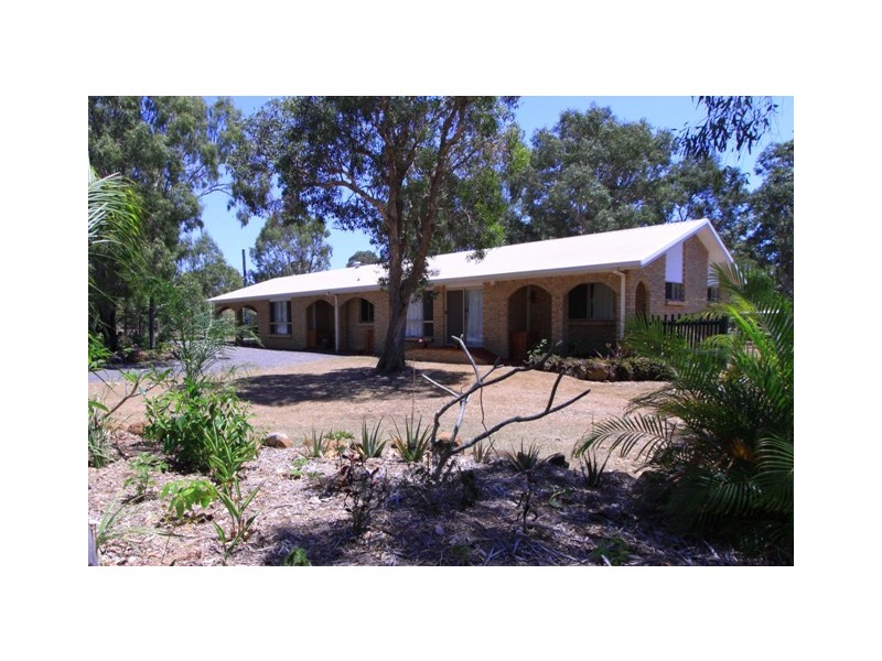 14 Tara Street, Innes Park QLD 4670