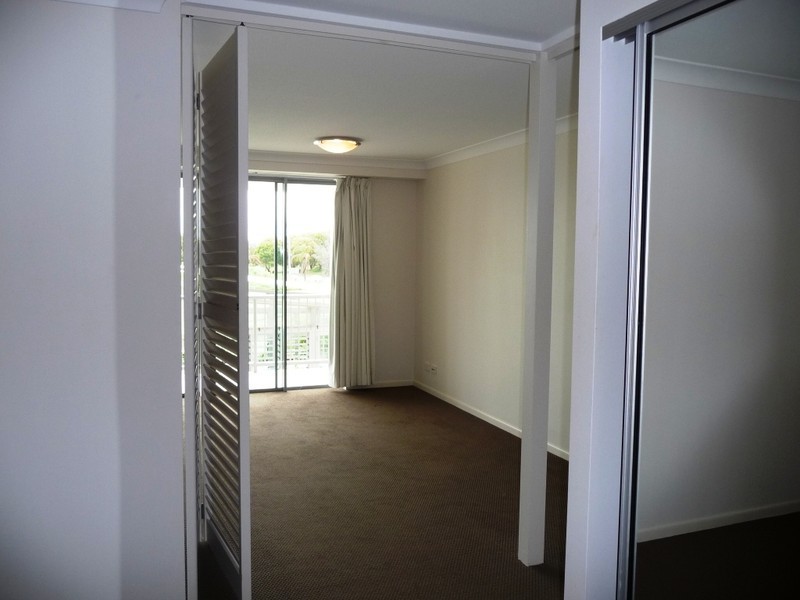Unit 210 The Point, 23 Esplanade, Bargara QLD 4670