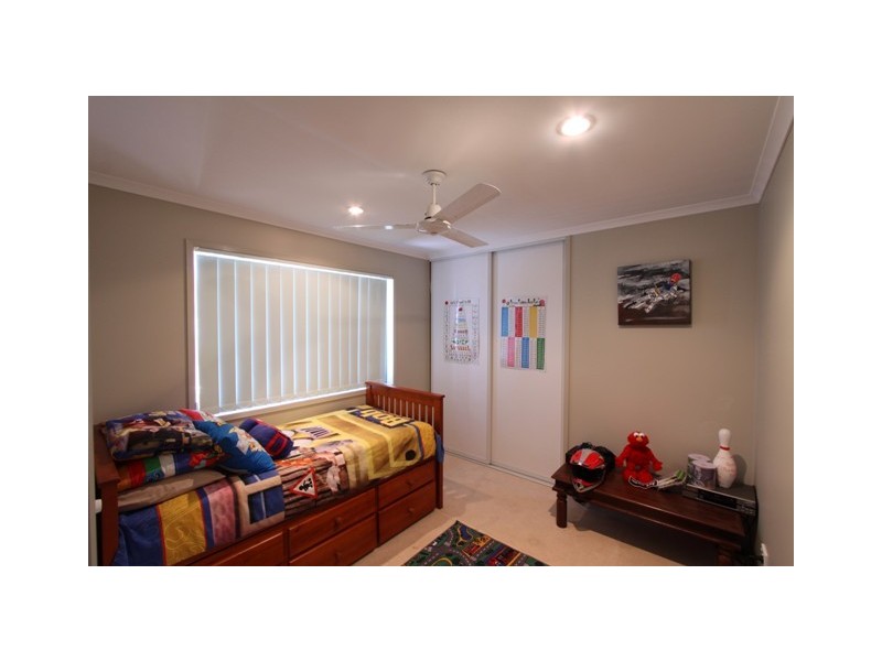 House 18, 5 Robert John Cct, Coral Cove QLD 4670