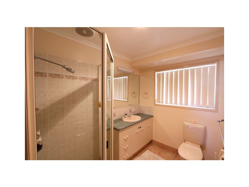 House 18, 5 Robert John Cct, Coral Cove QLD 4670