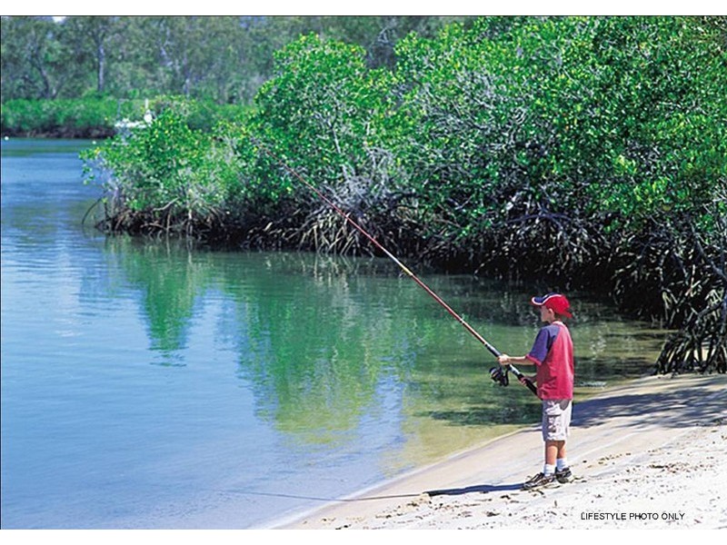 131 Fairway Drive, Bargara QLD 4670