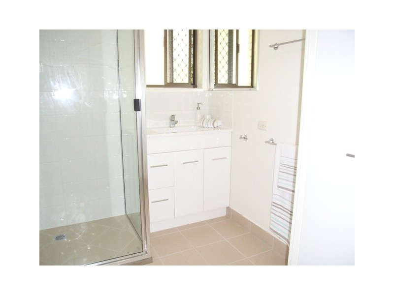 3/50 Holland Street, Bargara QLD 4670