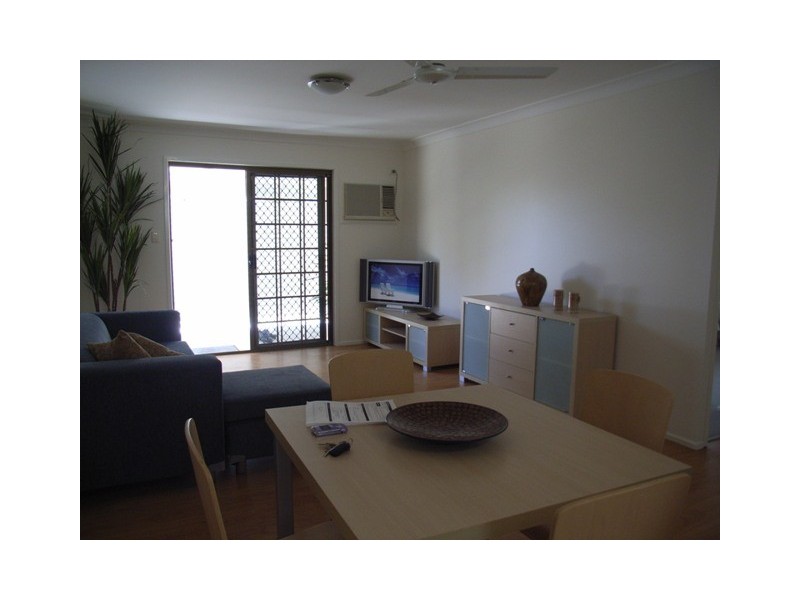 3/50 Holland Street, Bargara QLD 4670