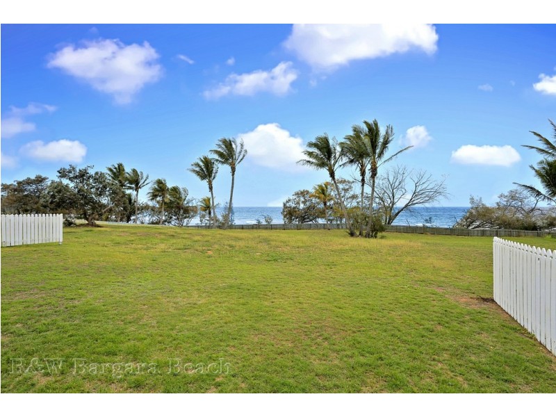 3 Chantelle Circuit, Coral Cove QLD 4670