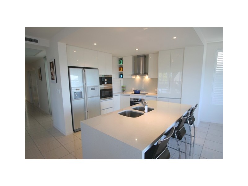 Unit 2 The View, 33 Esplanade, Bargara QLD 4670