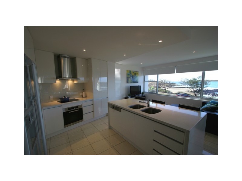 Unit 2 The View, 33 Esplanade, Bargara QLD 4670