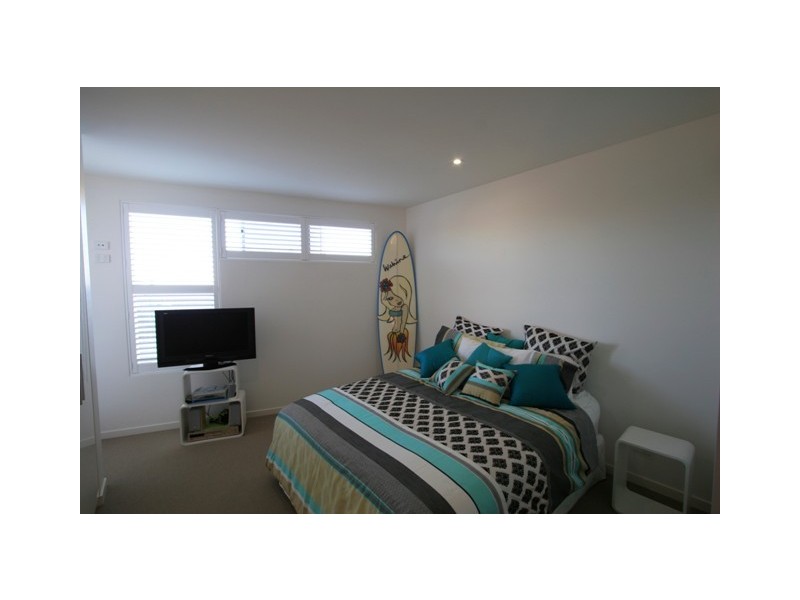 Unit 2 The View, 33 Esplanade, Bargara QLD 4670