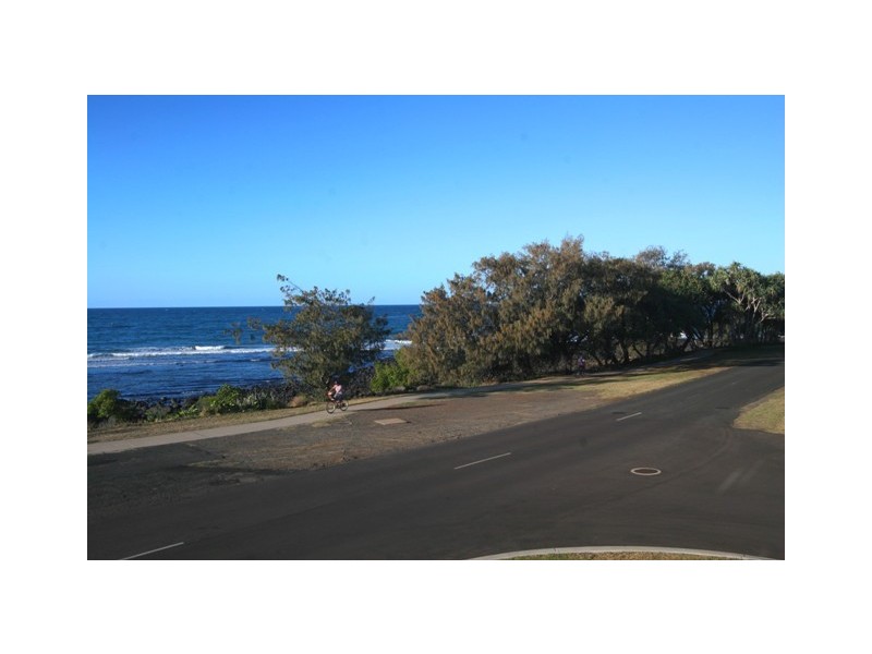 Unit 2 The View, 33 Esplanade, Bargara QLD 4670