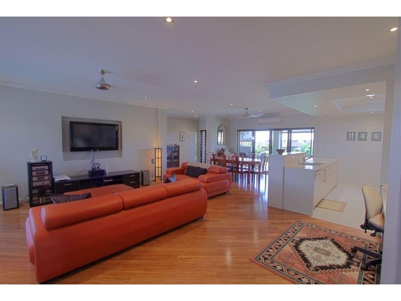 19 Trinity Close, Bargara QLD 4670