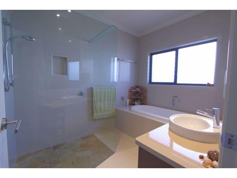 19 Trinity Close, Bargara QLD 4670