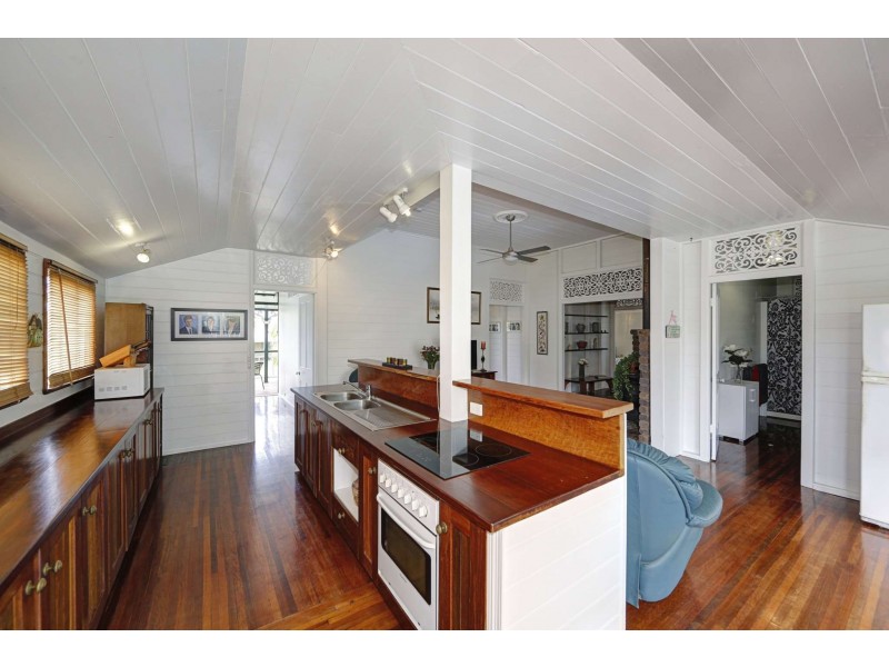 11 Tanner Street, Bargara QLD 4670