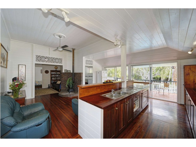 11 Tanner Street, Bargara QLD 4670