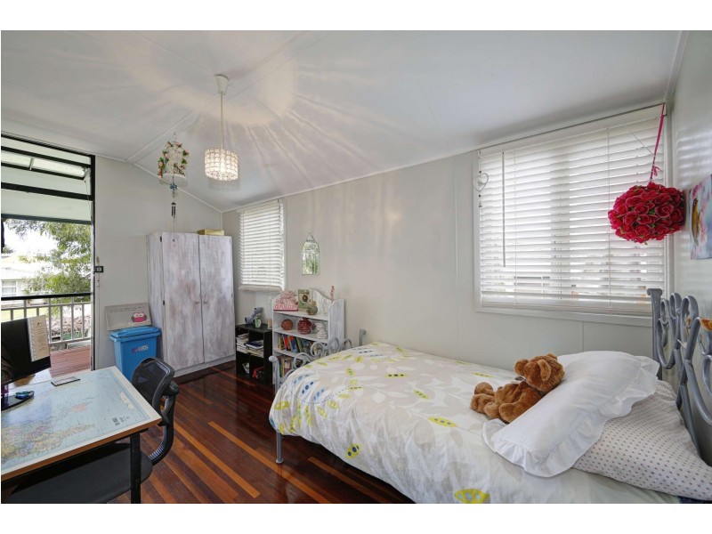 11 Tanner Street, Bargara QLD 4670