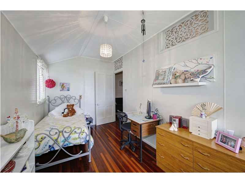 11 Tanner Street, Bargara QLD 4670