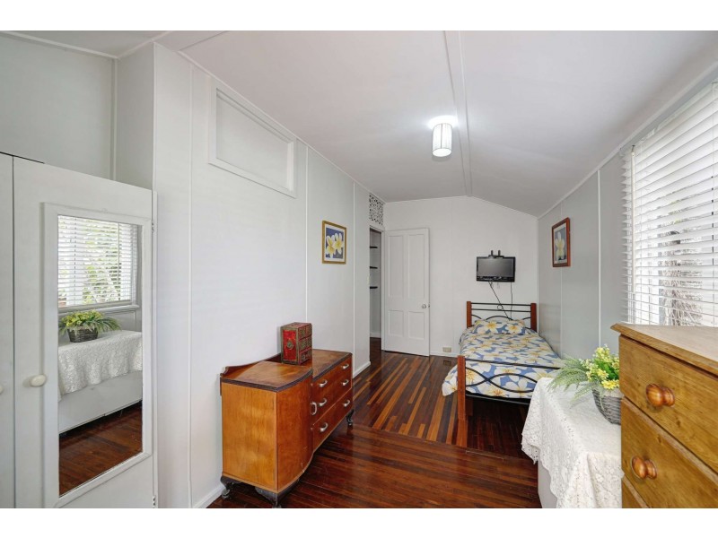 11 Tanner Street, Bargara QLD 4670