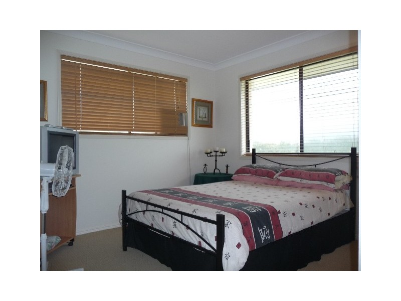 239 Barolin Esplanade, Coral Cove QLD 4670