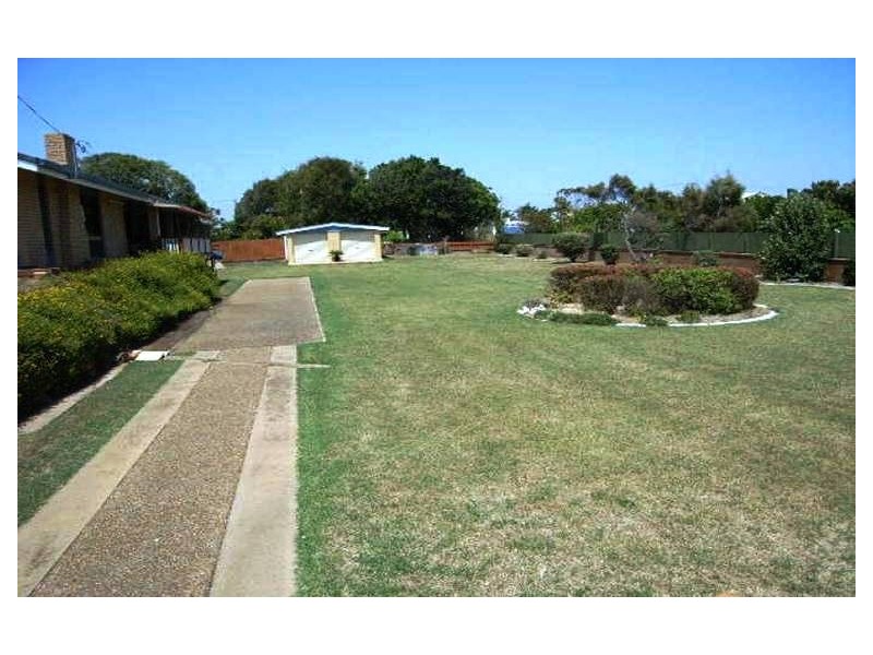 89 Sea Esplanade, Burnett Heads QLD 4670