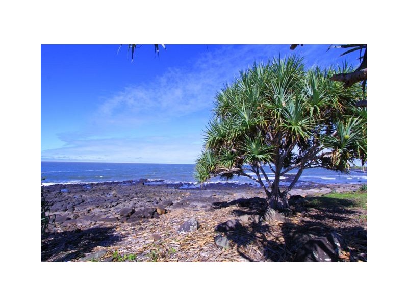 89 Sea Esplanade, Burnett Heads QLD 4670