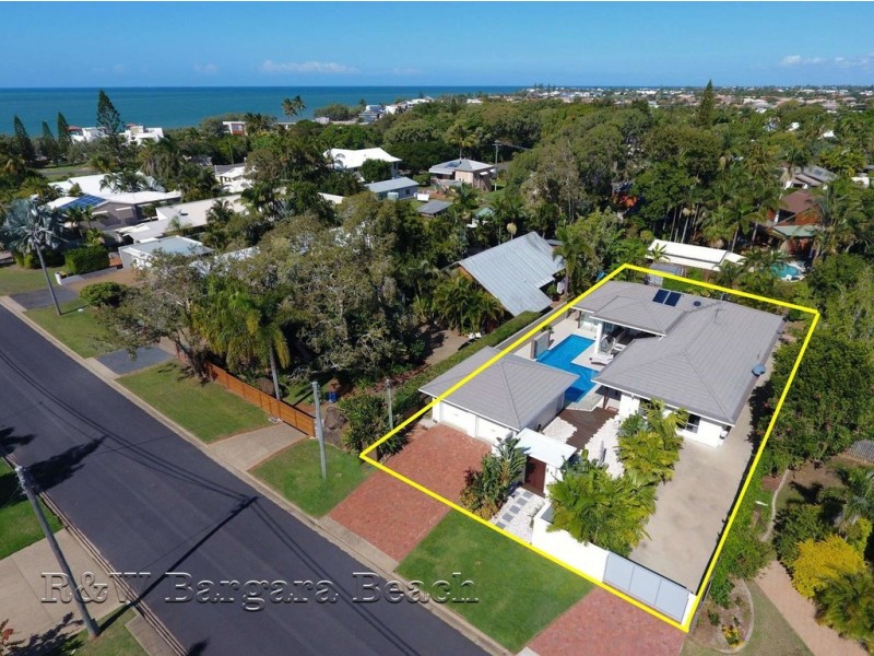 15 Dooley Street, Bargara QLD 4670