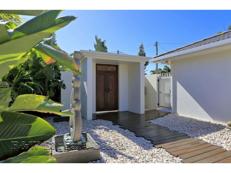15 Dooley Street, Bargara QLD 4670