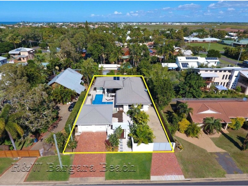 15 Dooley Street, Bargara QLD 4670