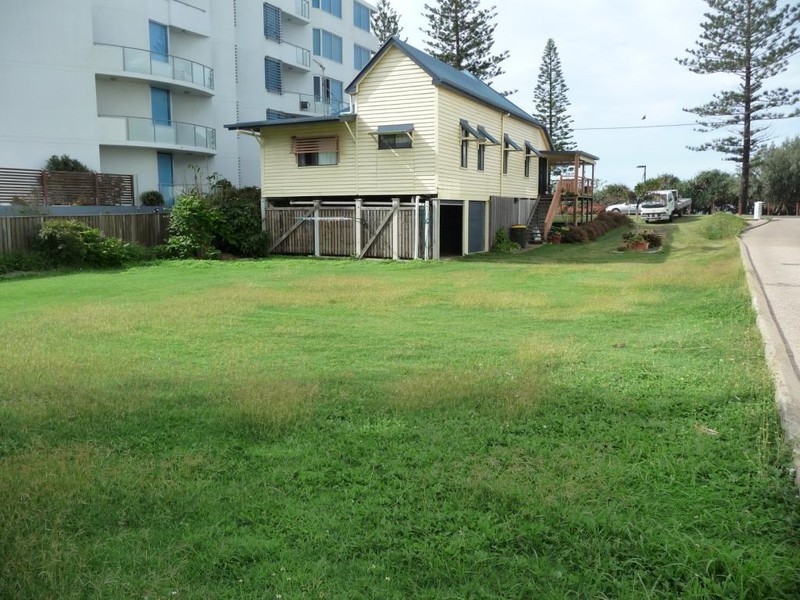 93 Esplanade, Bargara QLD 4670