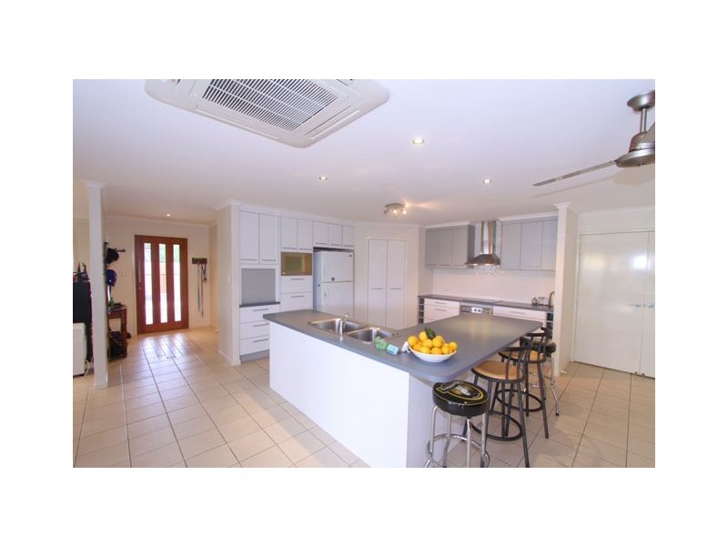 6 Cedar Street, Innes Park QLD 4670