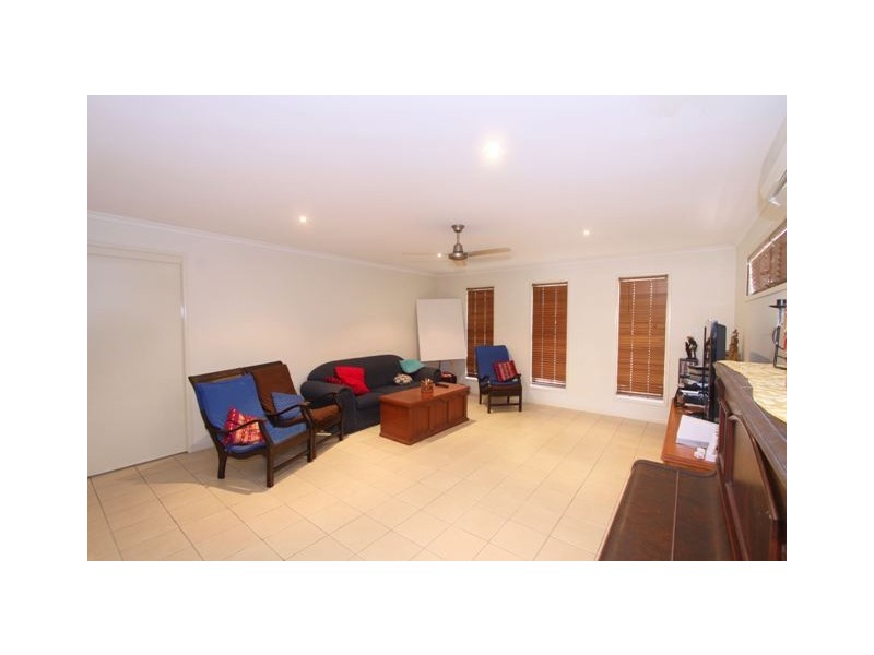 6 Cedar Street, Innes Park QLD 4670