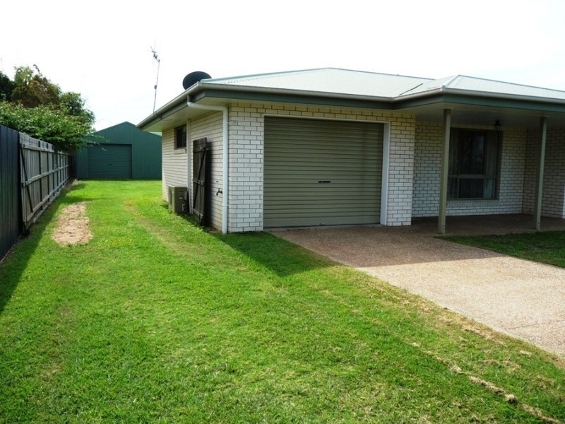 11 Schleger Street, Burnett Heads QLD 4670
