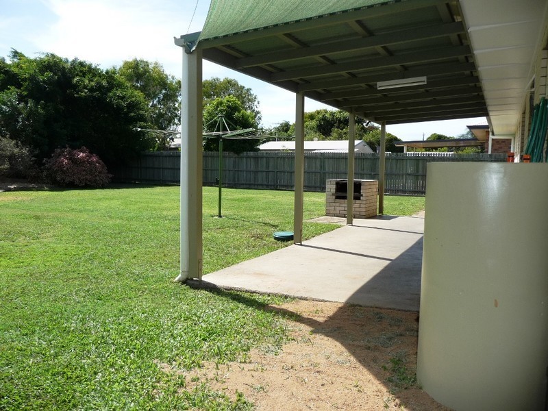 11 Schleger Street, Burnett Heads QLD 4670