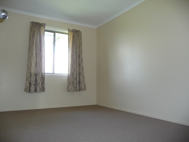 11 Schleger Street, Burnett Heads QLD 4670