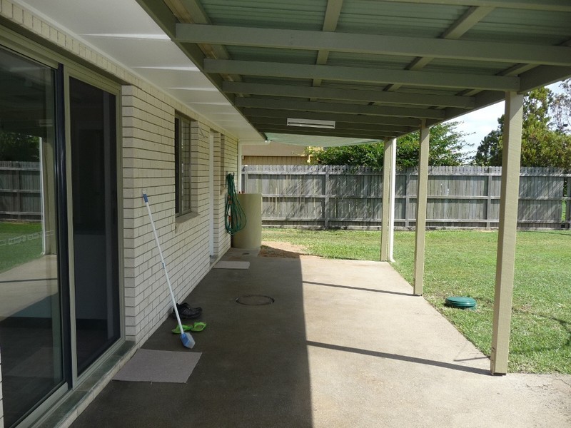 11 Schleger Street, Burnett Heads QLD 4670