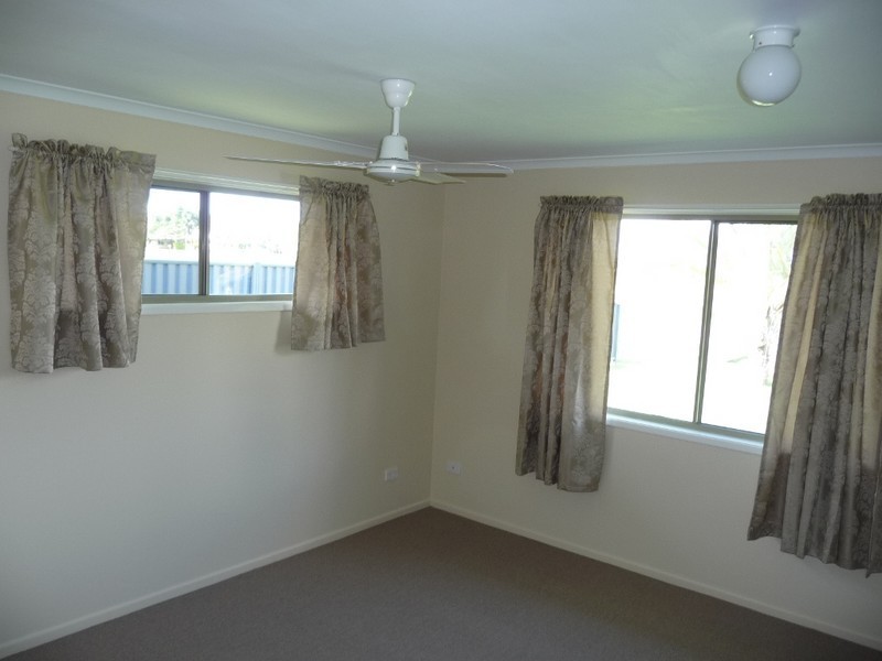 11 Schleger Street, Burnett Heads QLD 4670