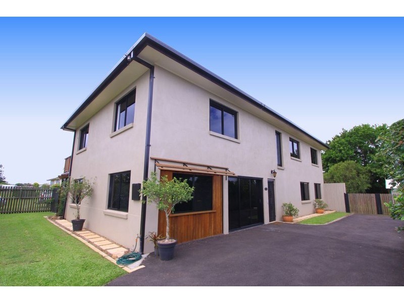 150 Windermere Road, Qunaba QLD 4670